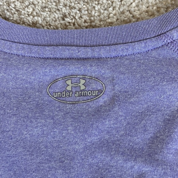 Under Armour-Semi-Fitted Tshirt - Picture 4 of 4